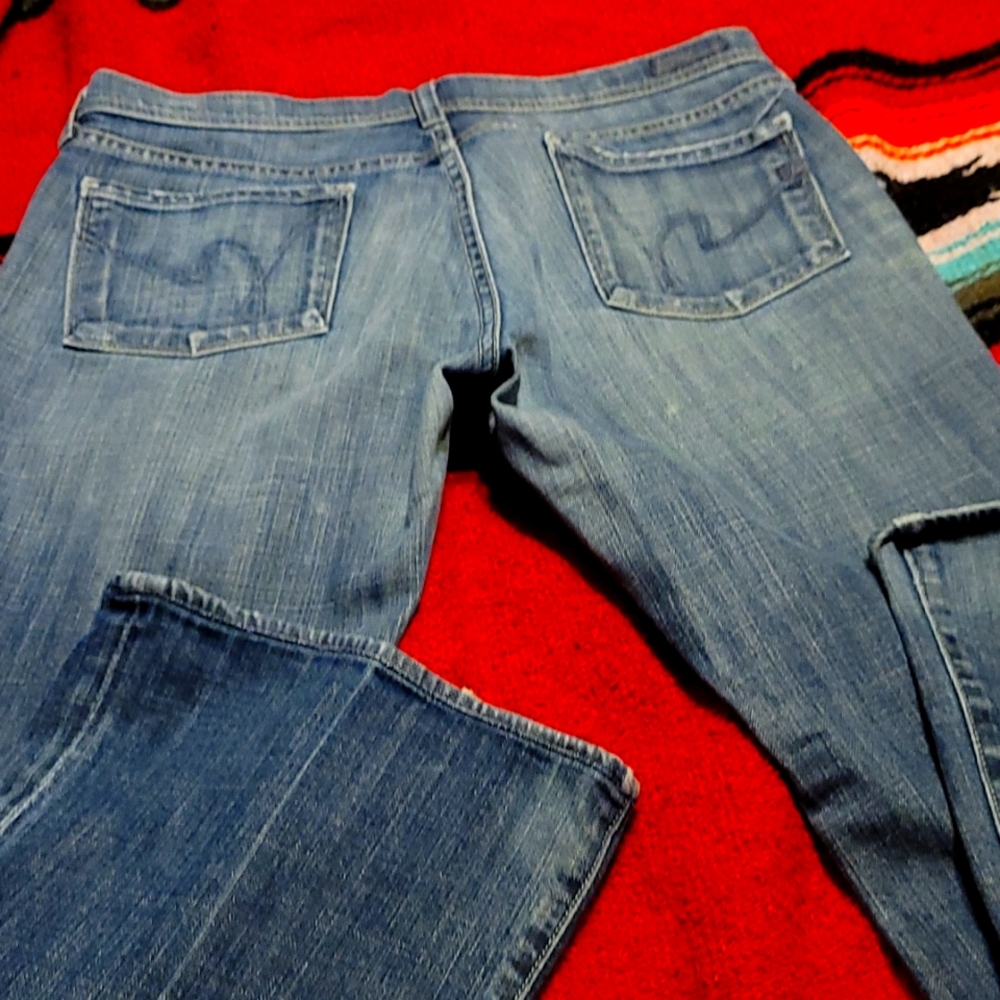 Citizens of humanity low waist flares. Size 30.